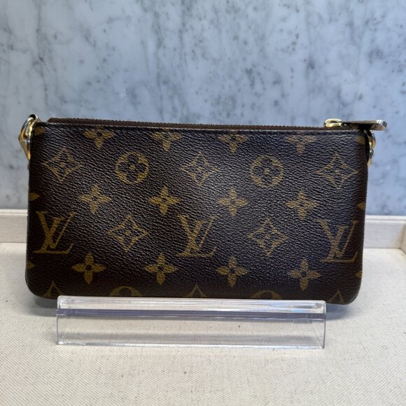 Louis Vuitton Monogram Pochette Milla - Picture 2 of 8